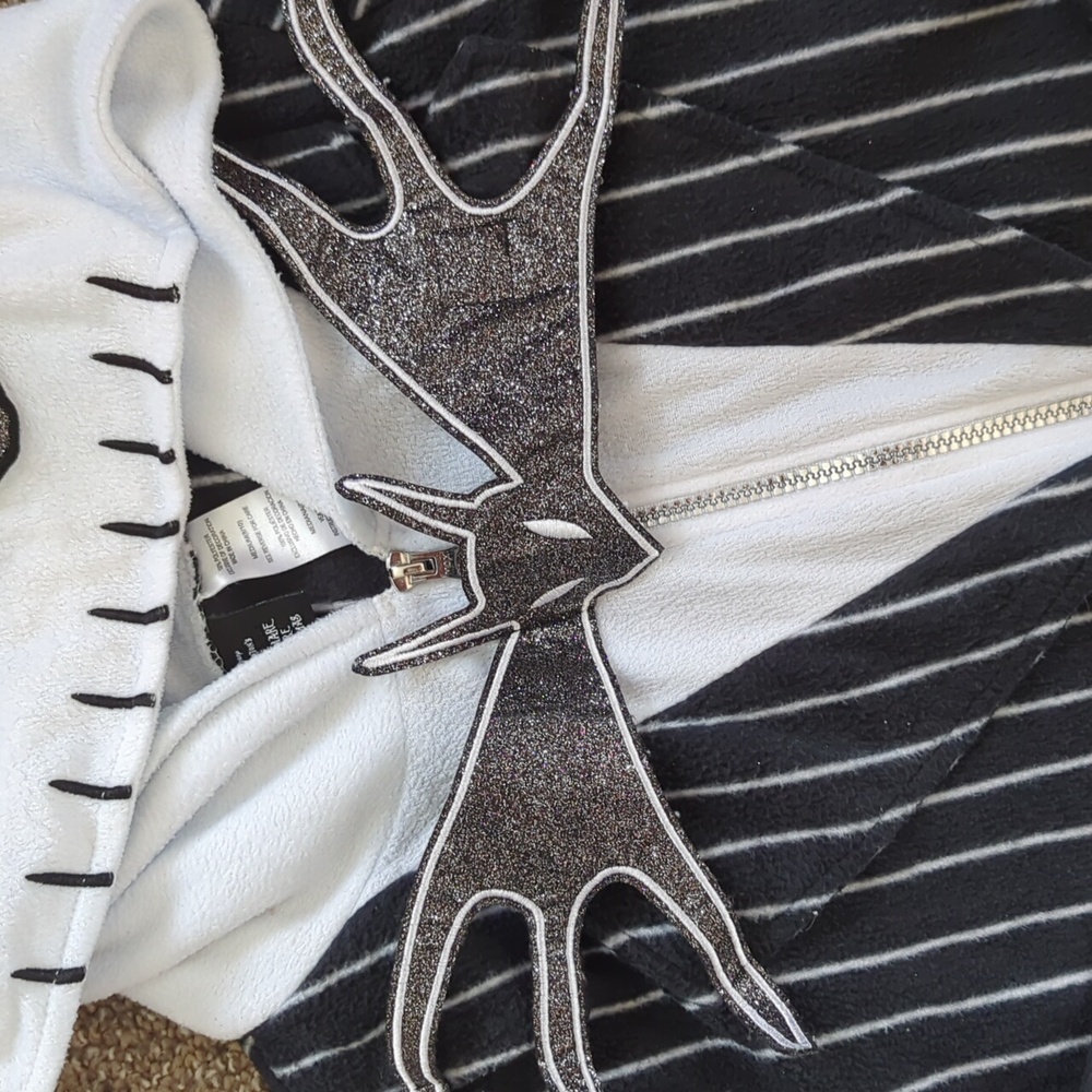 Jack Skellington Fleece Pajama Onesie - Picture 4 of 5